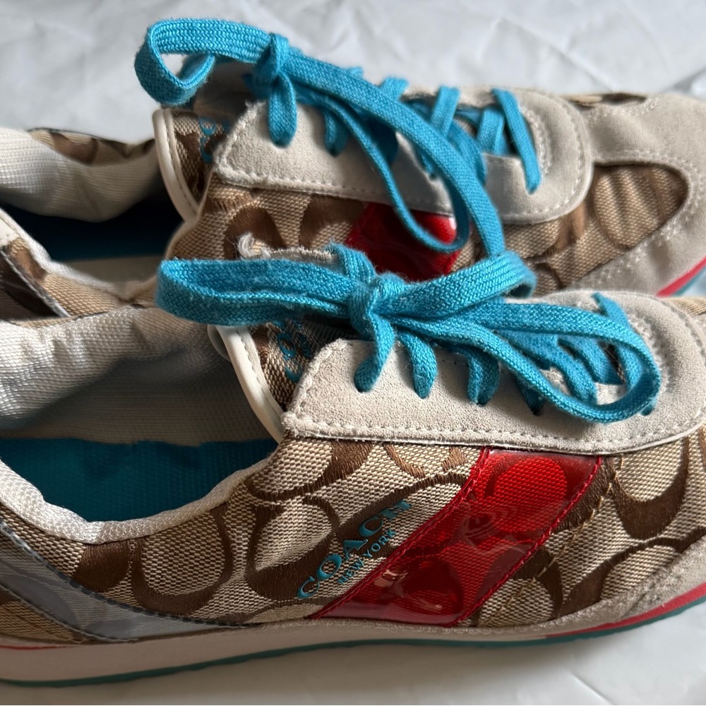 Coach White and Blue Sneakers - Picture 4 of 7